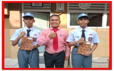 SISWA TERRAJIN DAN TERDISPLIN SMK-CIPTA SKILL TERIMA APRESIASI/REWARD